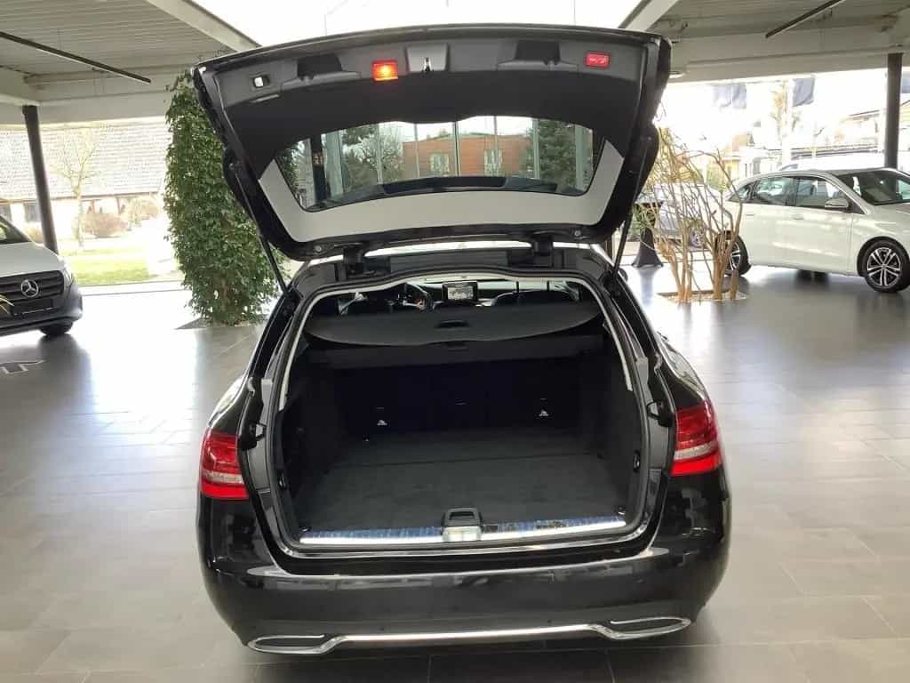 Mercedes-Benz C-Class 180 T Avantgarde+MBUX+Ambiente+Totwinkel+AHK 07/2017-photo-9