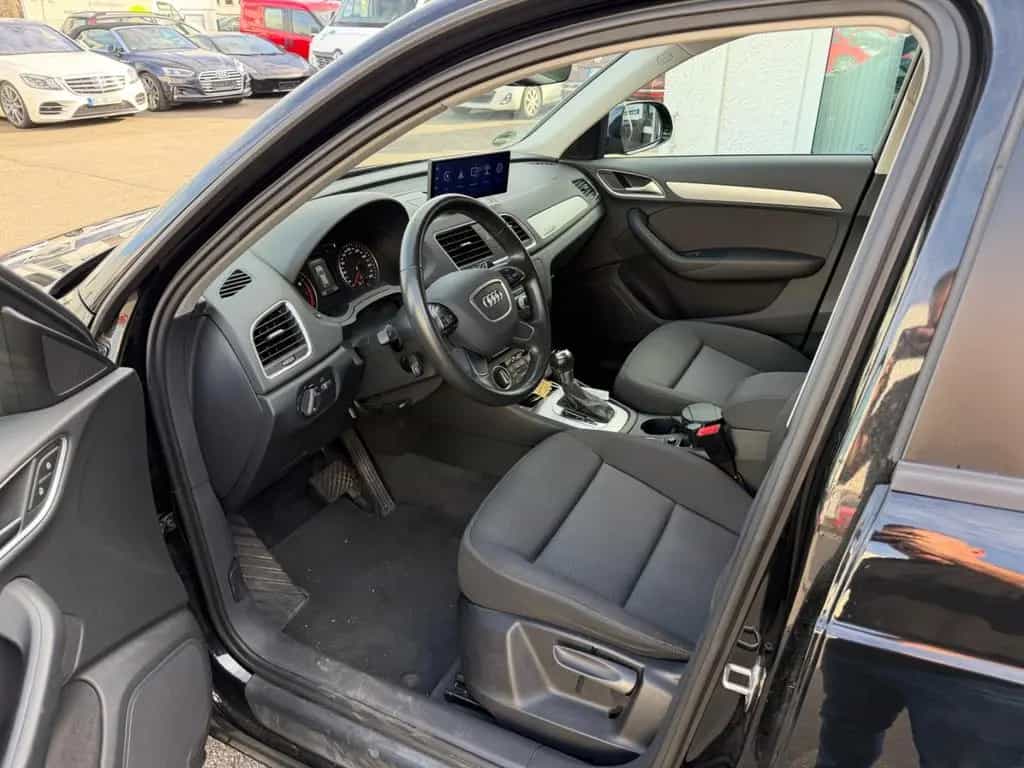 Audi Q3 quattro S-Tronic Apple Keyless Navi Shz 04/2018-photo-13
