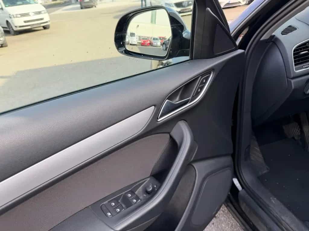Audi Q3 quattro S-Tronic Apple Keyless Navi Shz 04/2018-photo-19