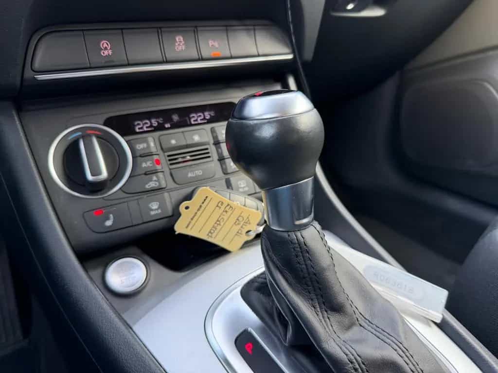 Audi Q3 quattro S-Tronic Apple Keyless Navi Shz 04/2018-photo-27