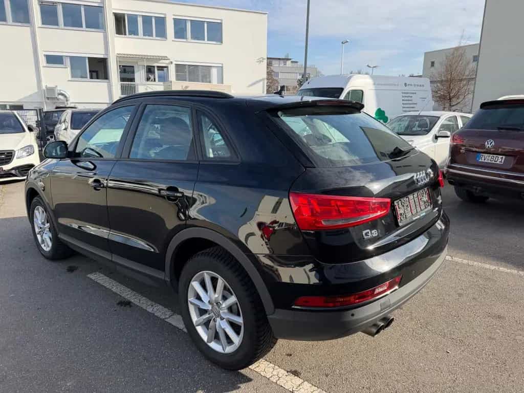 Audi Q3 quattro S-Tronic Apple Keyless Navi Shz 04/2018-photo-3