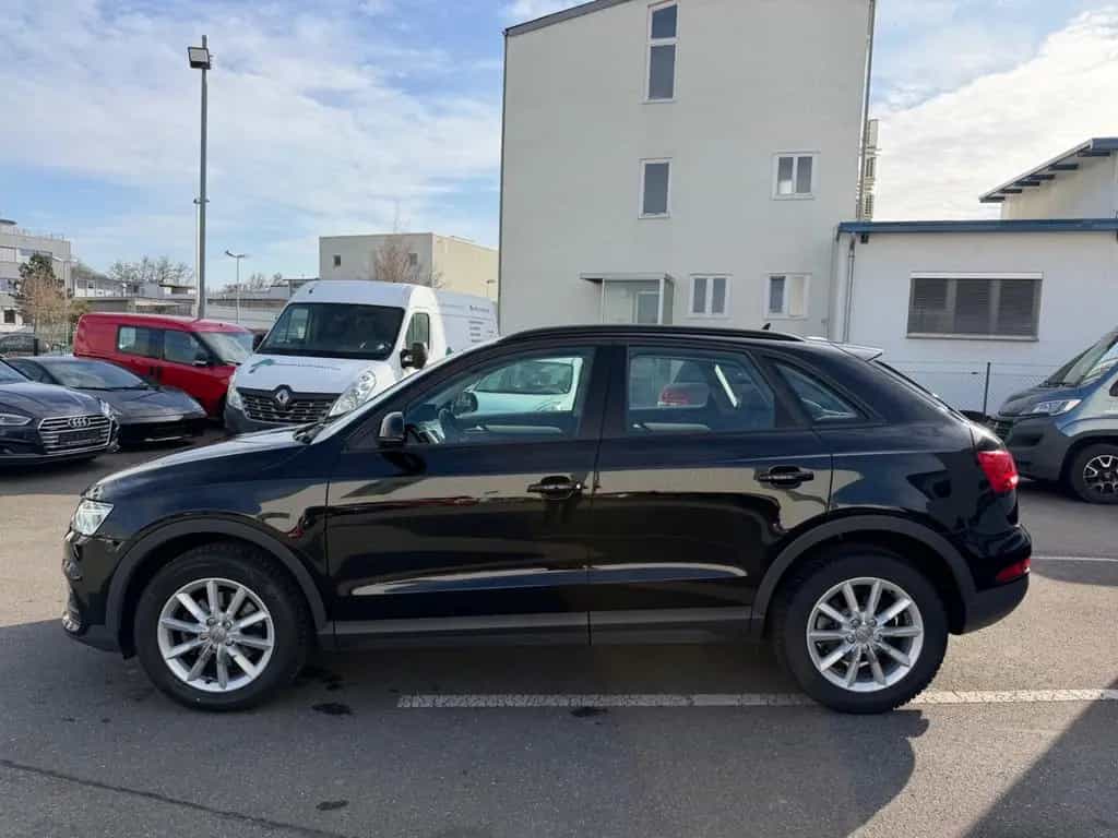 Audi Q3 quattro S-Tronic Apple Keyless Navi Shz 04/2018-photo-4
