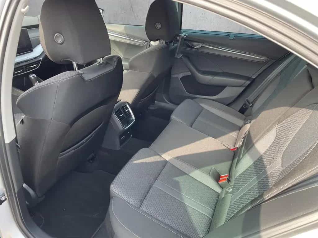 Skoda Octavia Lim. Edition 12/2020-photo-13