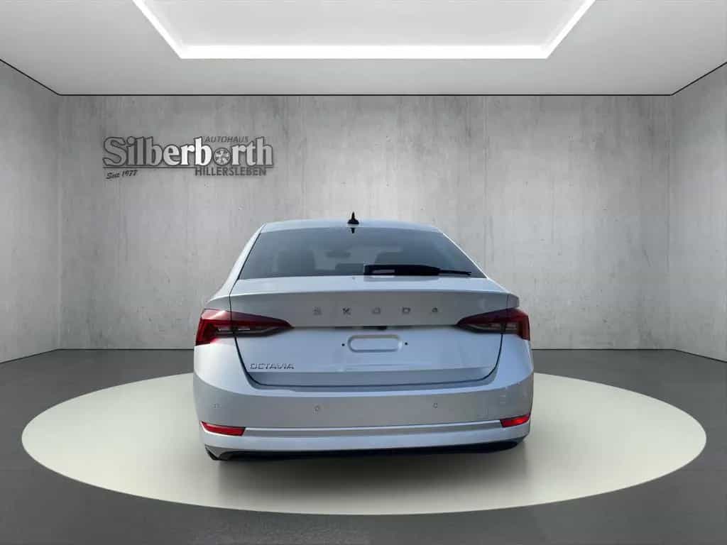 Skoda Octavia Lim. Edition 12/2020-photo-7