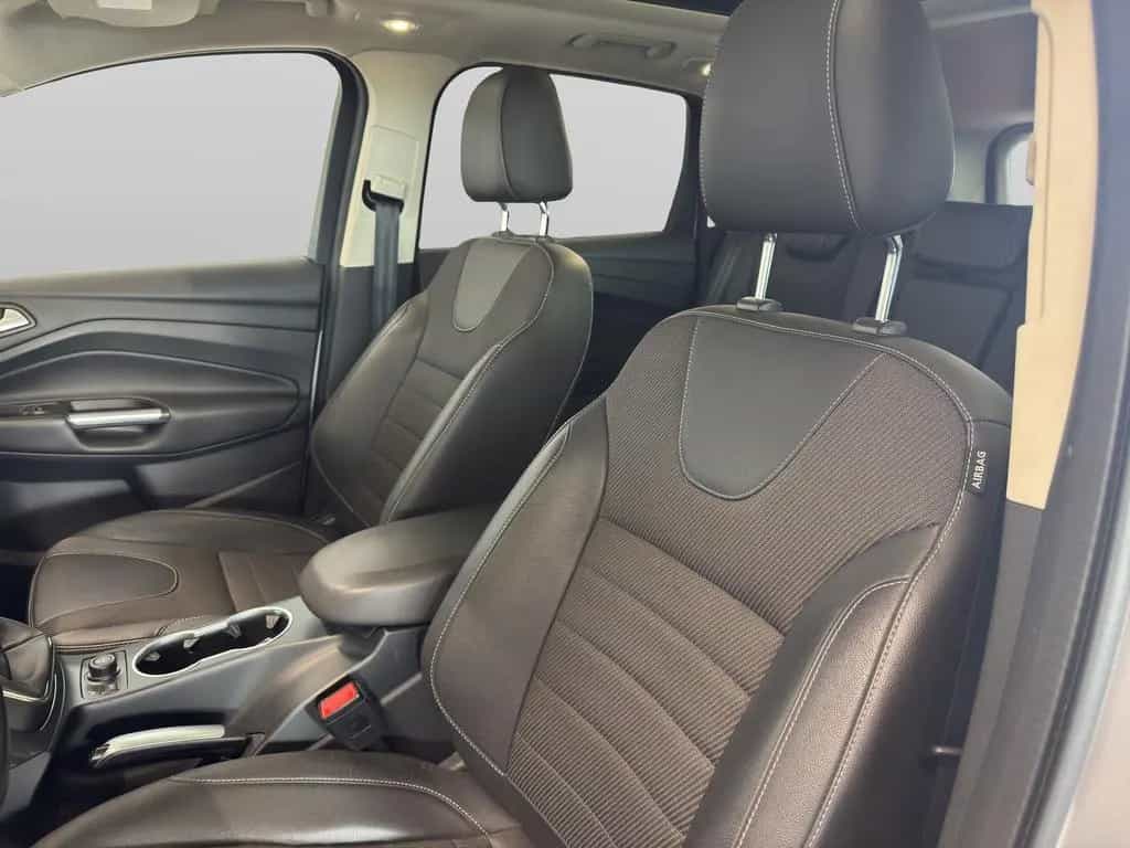 Ford Kuga 2.0 TDCi 4x4 Titanium BI-XENON NAVI AHK PAN 02/2016-photo-8