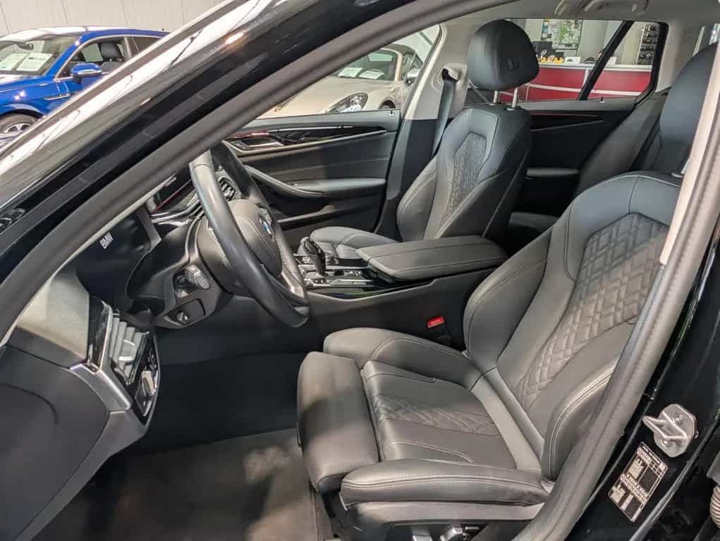 BMW 5 Series d Touring Aut. 8-fach 1.Hand 01/2023-photo-7