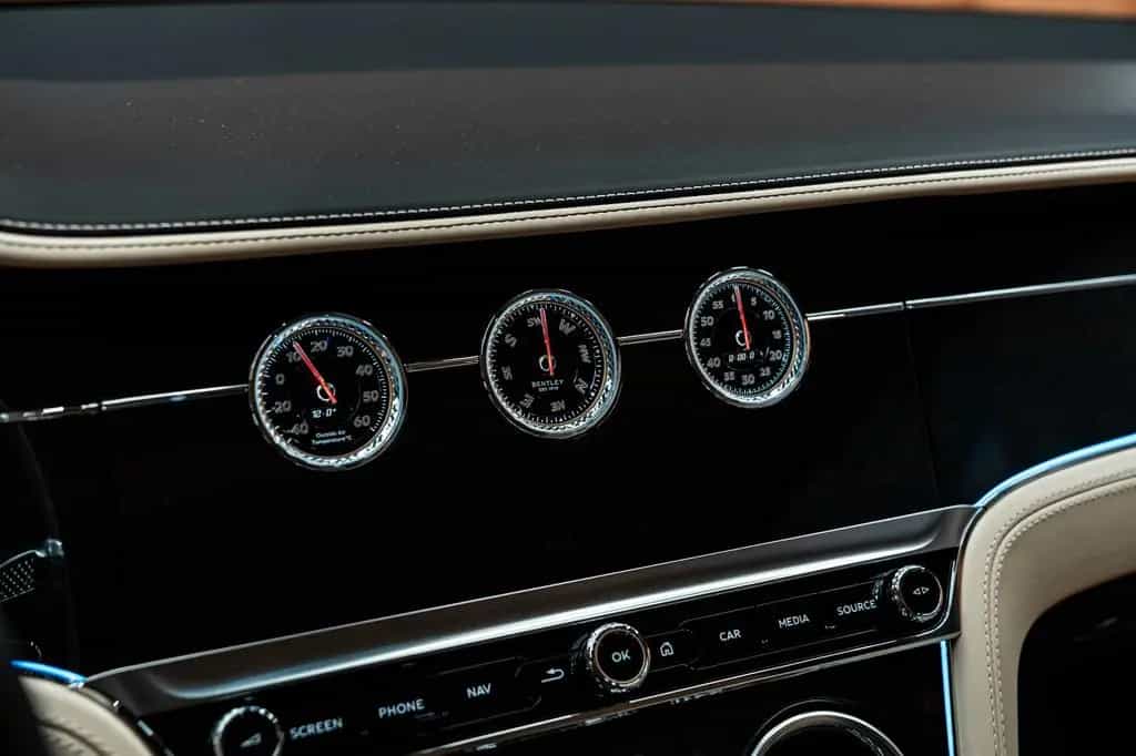 Bentley Continental GT 12/2020-photo-13