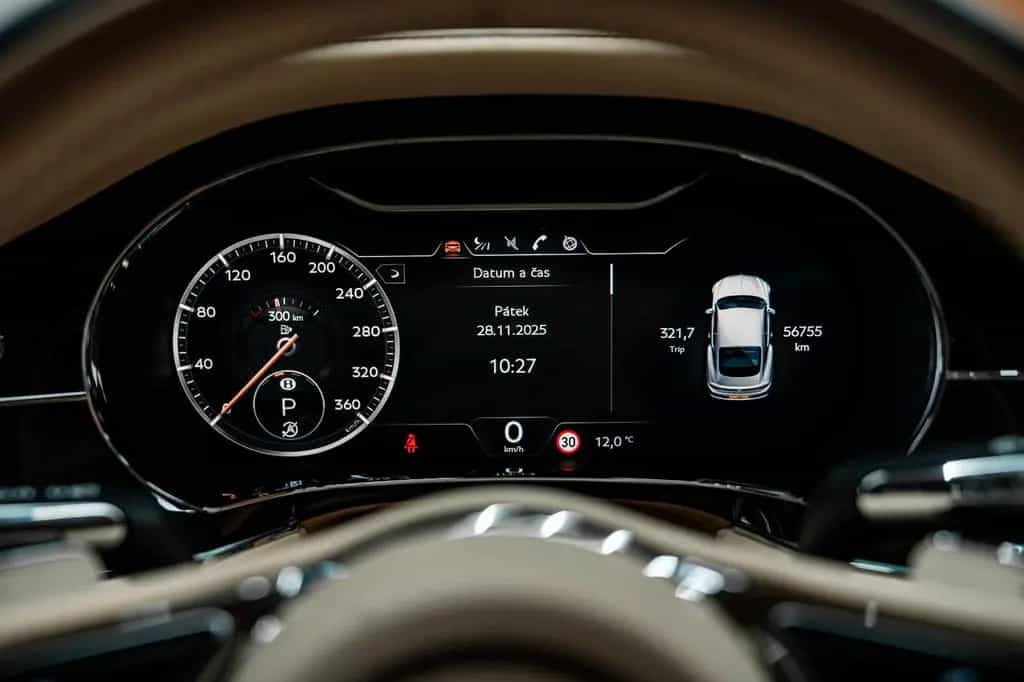 Bentley Continental GT 12/2020-photo-8