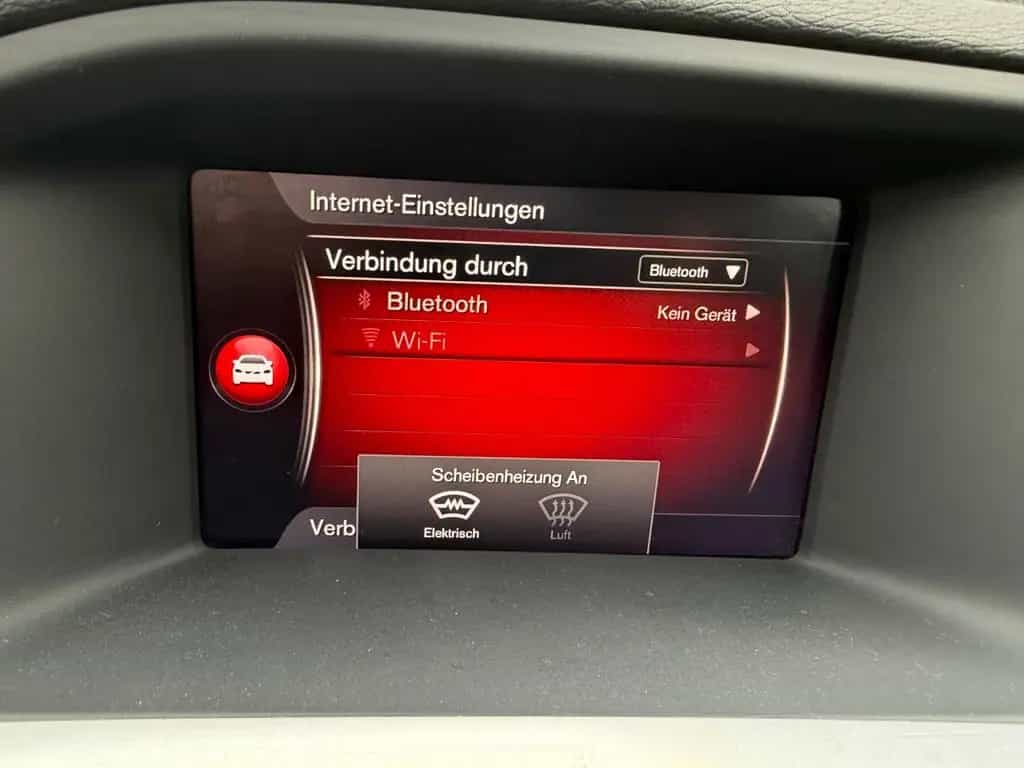 Volvo V60 KombiLinjeSvart LederXenonKameraGaranti8Fach 07/2017-photo-25