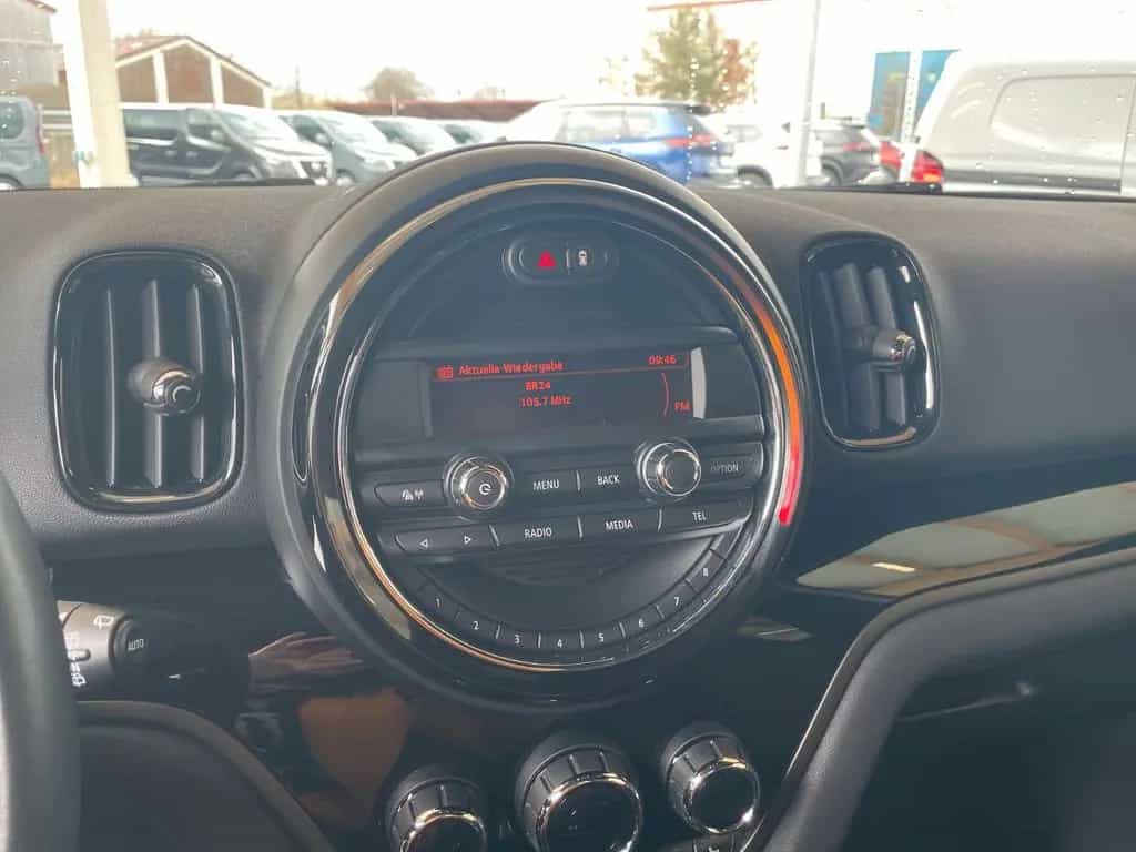 MINI Cooper Countryman Countryman 136 PS (*PANORAMADACH * SITZHEIZUNG*) 11/2018-photo-10