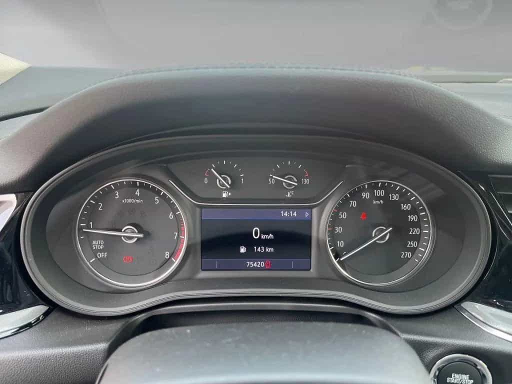 Opel Insignia Sports Tourer 1.5 Direct InjectionTurbo 12/2018-photo-11