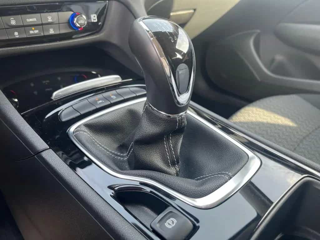 Opel Insignia Sports Tourer 1.5 Direct InjectionTurbo 12/2018-photo-17