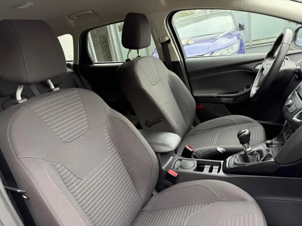 Ford Focus 1,0 EcoBoost Titanium Turnier°Xenon°Kamera 12/2017-photo-11
