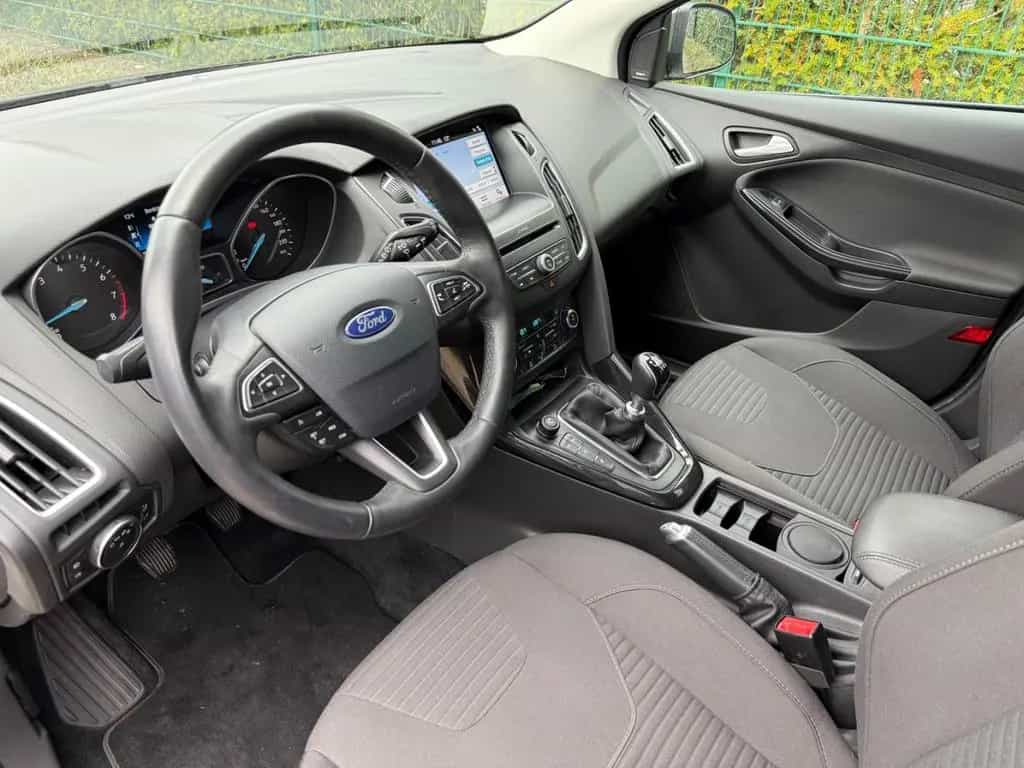Ford Focus 1,0 EcoBoost Titanium Turnier°Xenon°Kamera 12/2017-photo-12
