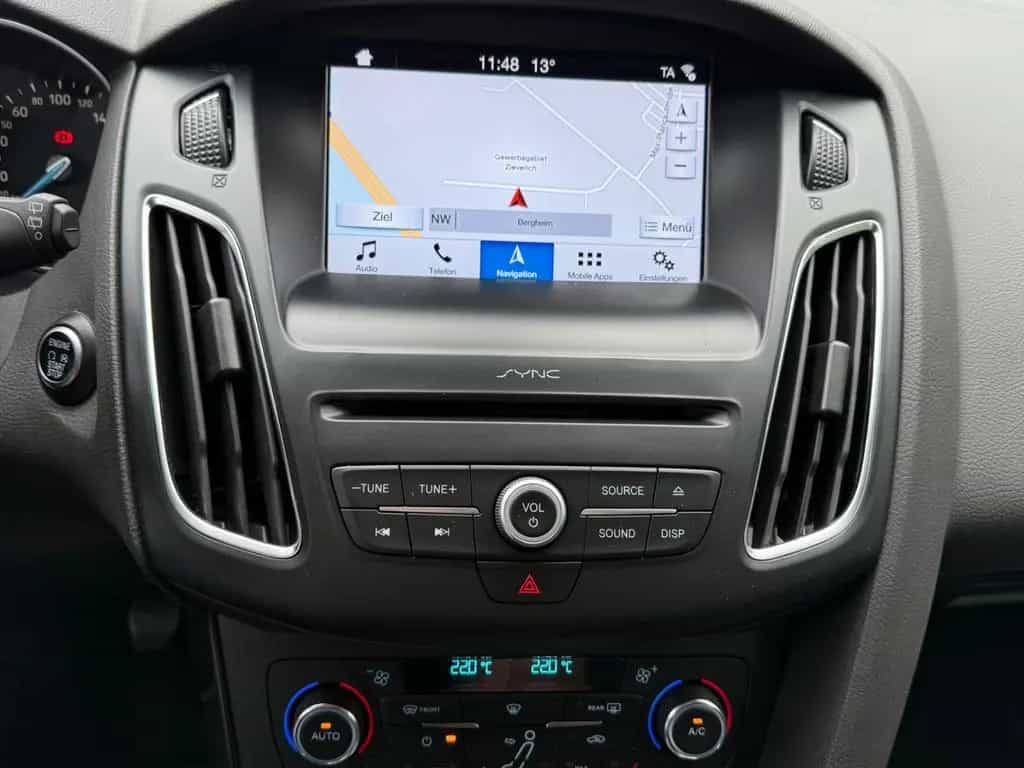 Ford Focus 1,0 EcoBoost Titanium Turnier°Xenon°Kamera 12/2017-photo-16