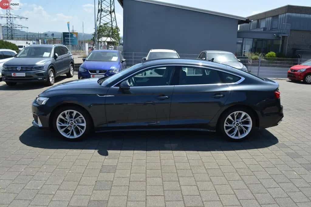 Audi A5 *Matrix*Navi*Virtual*Kamera*Carplay*ACC*SHZ* 08/2021-photo-2