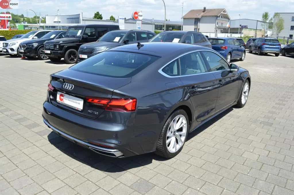 Audi A5 *Matrix*Navi*Virtual*Kamera*Carplay*ACC*SHZ* 08/2021-photo-4