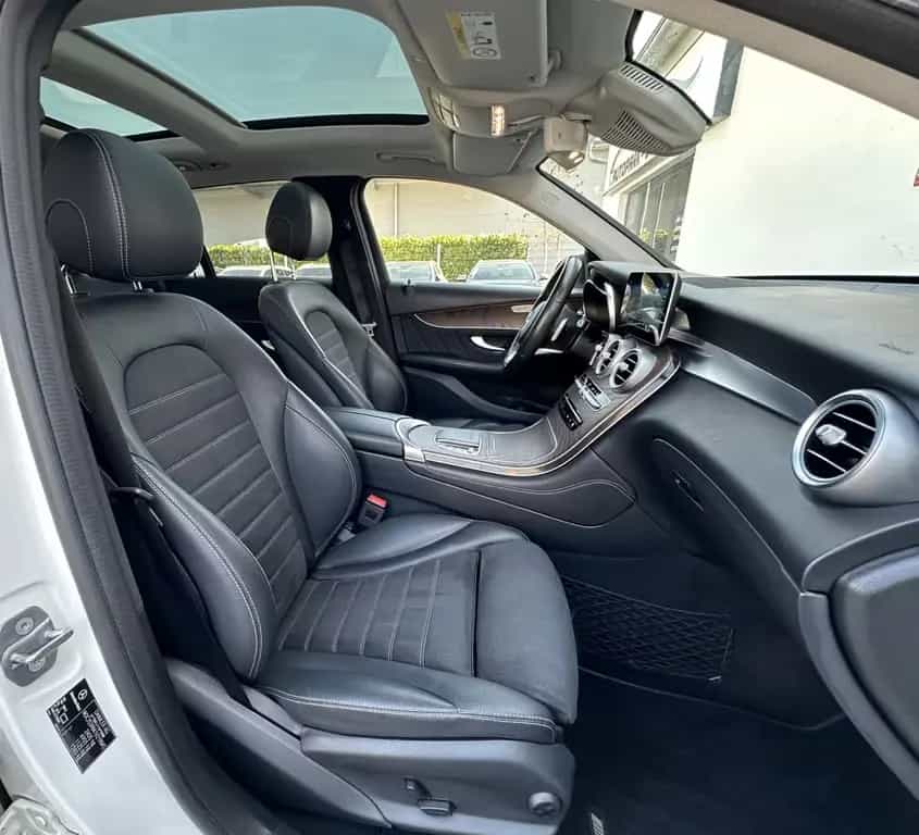 Mercedes-Benz GLC 300 4M*AMG*DESIGNO*PANO*NIGHT*KAMERA*ACC+ 11/2019-photo-5