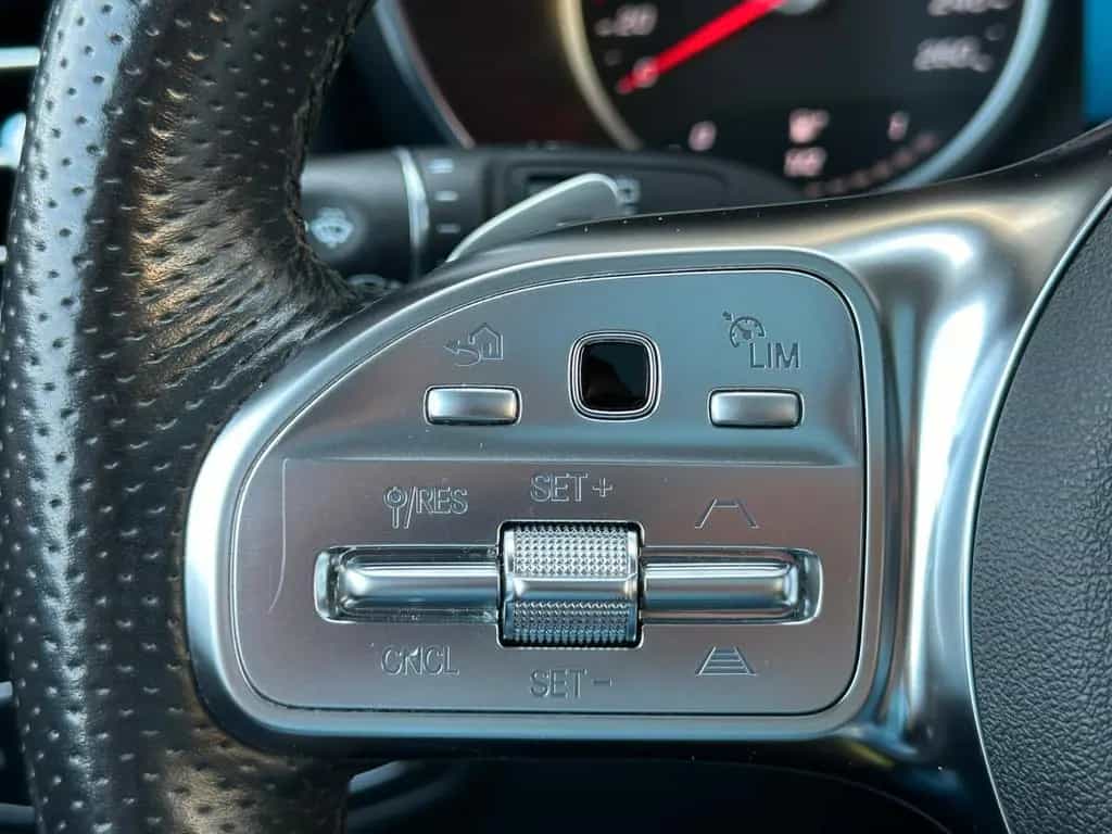 Mercedes-Benz GLC 300 4M*AMG*DESIGNO*PANO*NIGHT*KAMERA*ACC+ 11/2019-photo-9