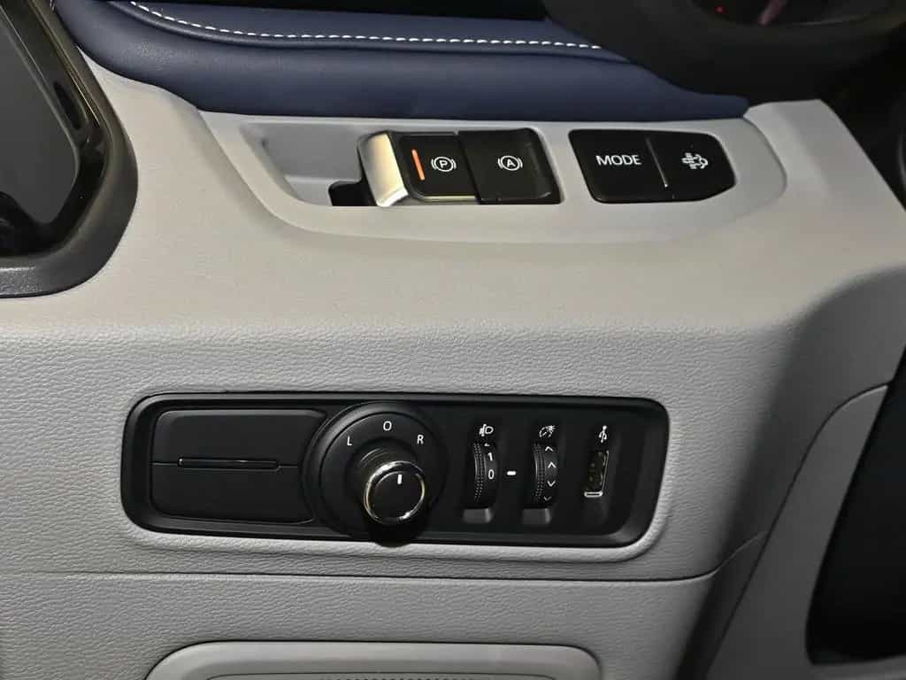 Maxus Deliver 7 Kasten L2H1 2 x Schieb. LED DAB Touch null-photo-19