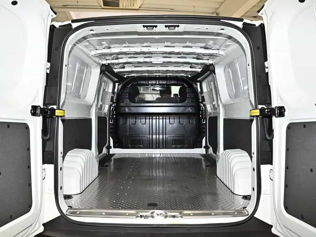 Maxus Deliver 7 Kasten L2H1 2 x Schieb. LED DAB Touch null-photo-26