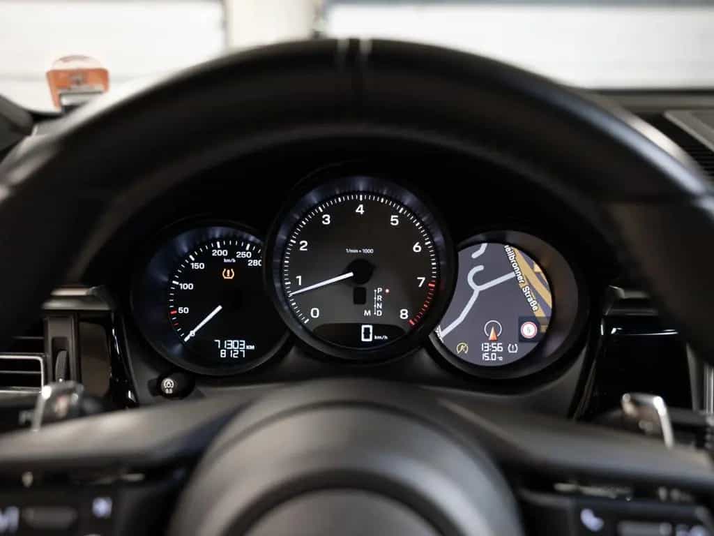 Porsche Macan S CarPlay Panodach AHK Luftfederung Standh 12/2021-photo-22