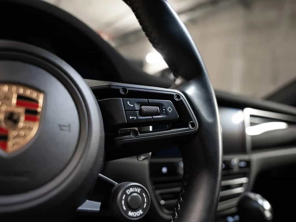 Porsche Macan S CarPlay Panodach AHK Luftfederung Standh 12/2021-photo-28