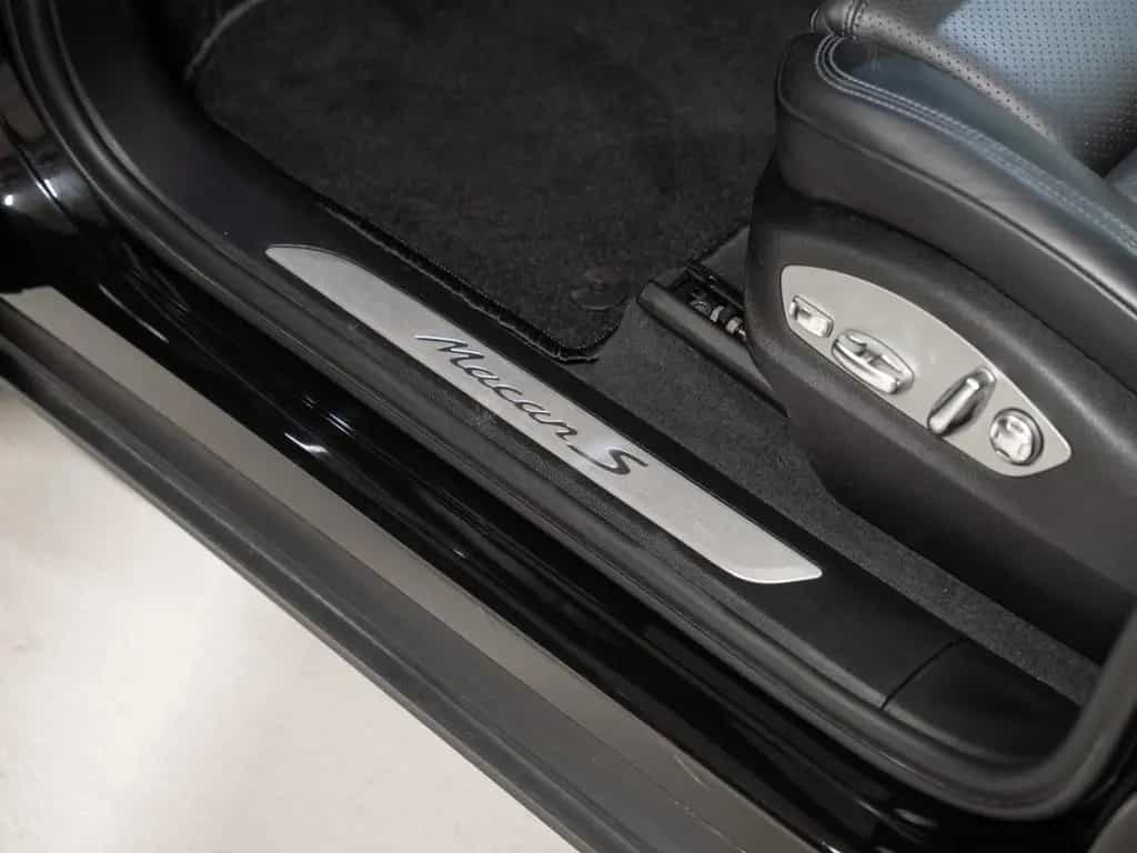 Porsche Macan S CarPlay Panodach AHK Luftfederung Standh 12/2021-photo-35