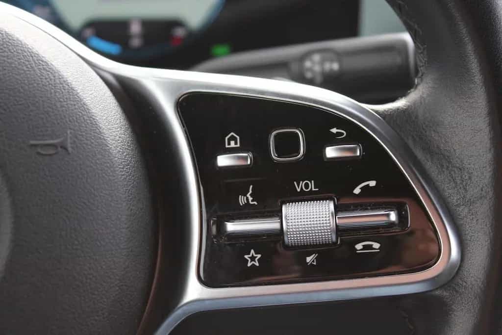 Mercedes-Benz GLA-Class 200 Progressive AHK WideScreen 21660 € NETTO 12/2020-photo-22