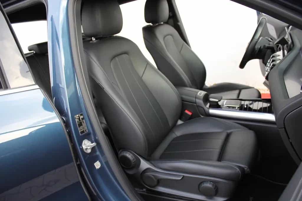Mercedes-Benz GLA-Class 200 Progressive AHK WideScreen 21660 € NETTO 12/2020-photo-29