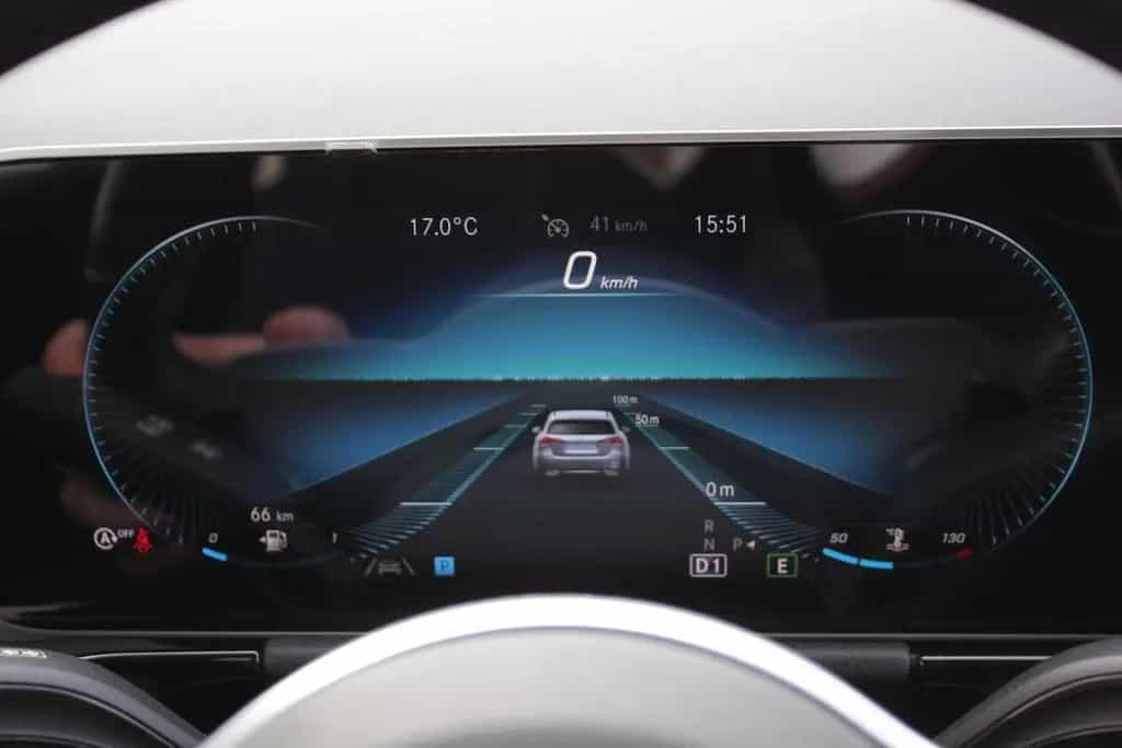 Mercedes-Benz GLA-Class 200 Progressive AHK WideScreen 21660 € NETTO 12/2020-photo-35
