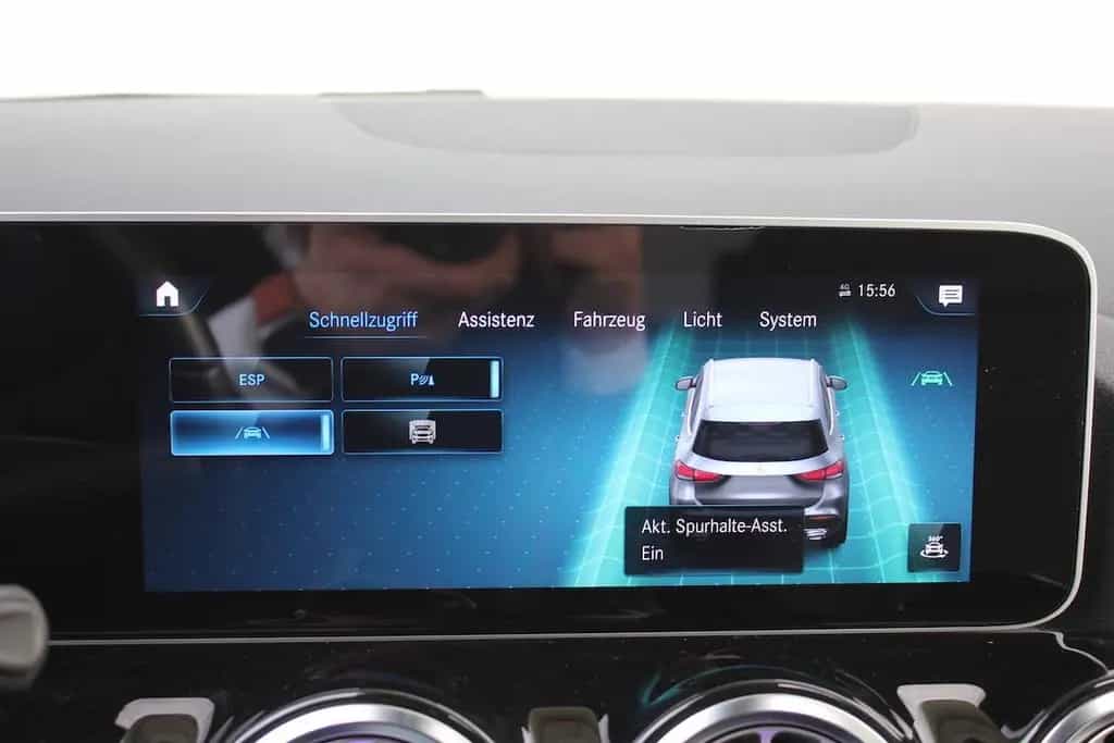 Mercedes-Benz GLA-Class 200 Progressive AHK WideScreen 21660 € NETTO 12/2020-photo-43