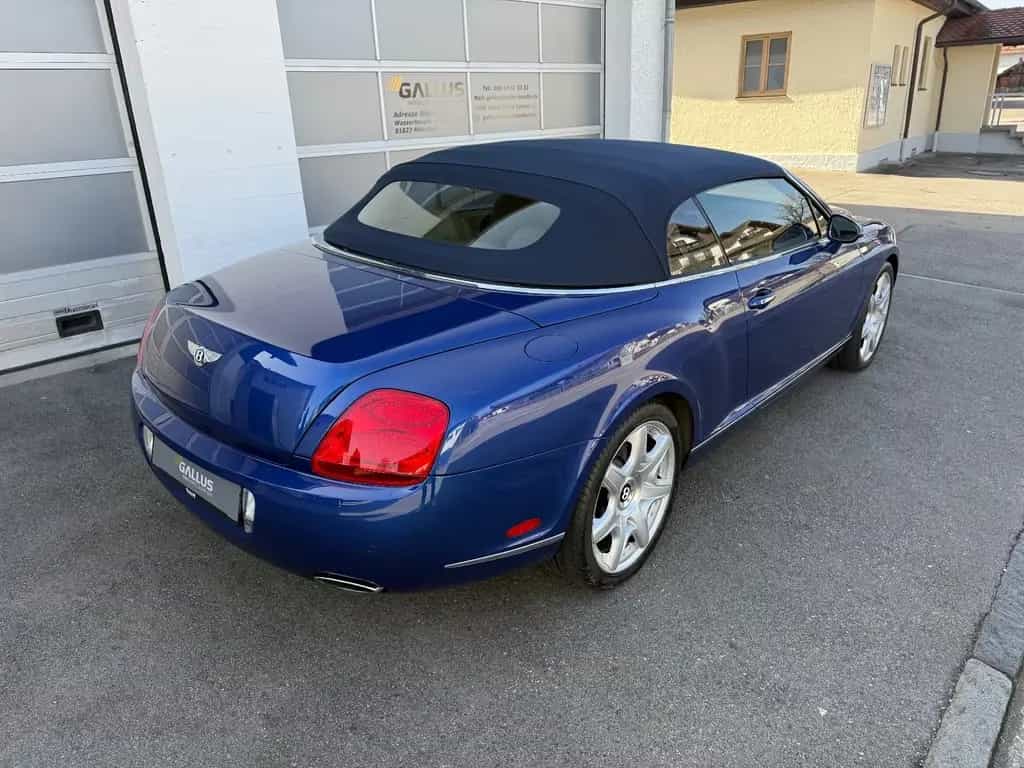 Bentley Continental GTC Mulliner 08/2007-photo-11
