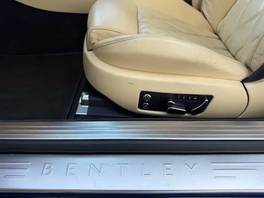 Bentley Continental GTC Mulliner 08/2007-photo-22