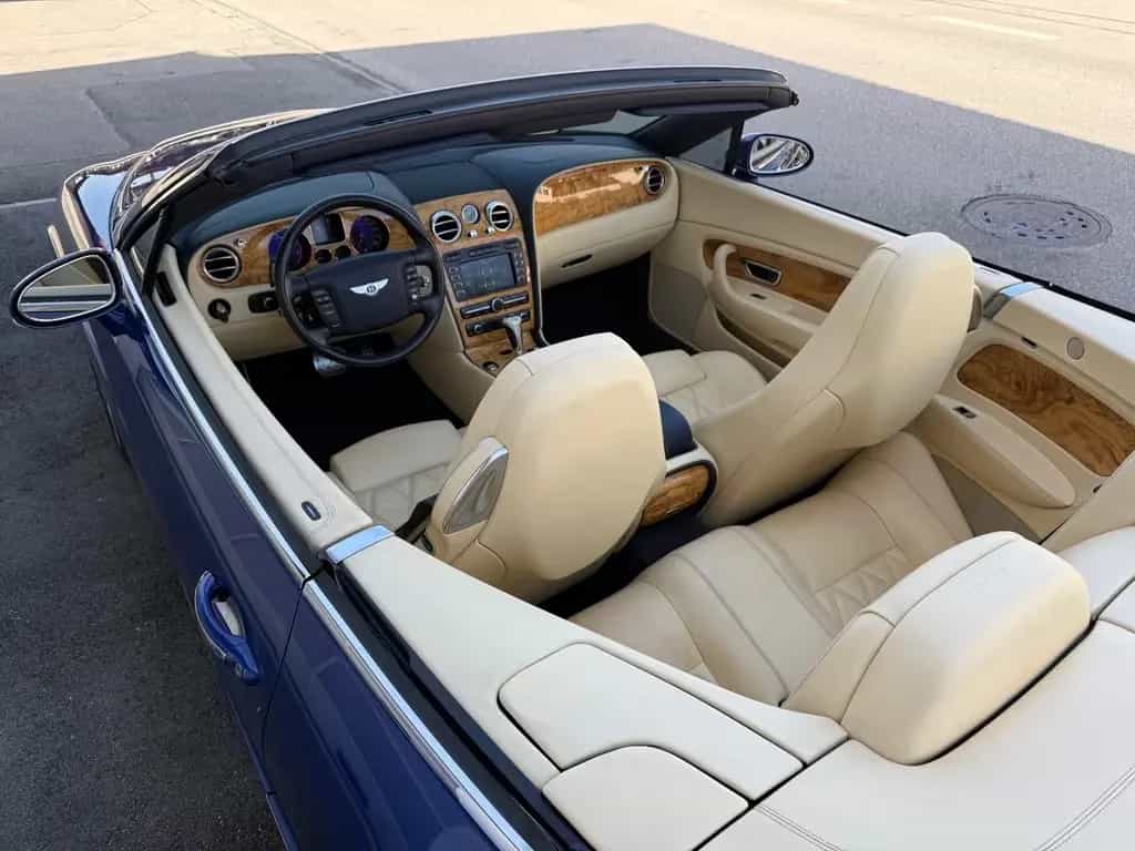 Bentley Continental GTC Mulliner 08/2007-photo-5
