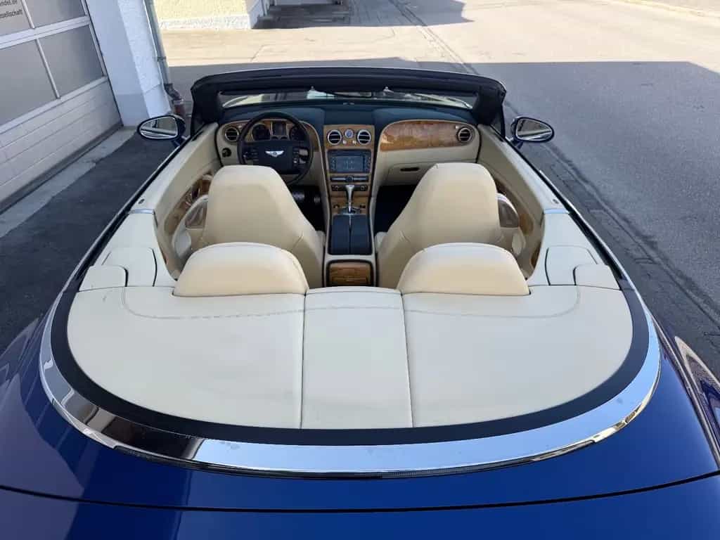 Bentley Continental GTC Mulliner 08/2007-photo-7
