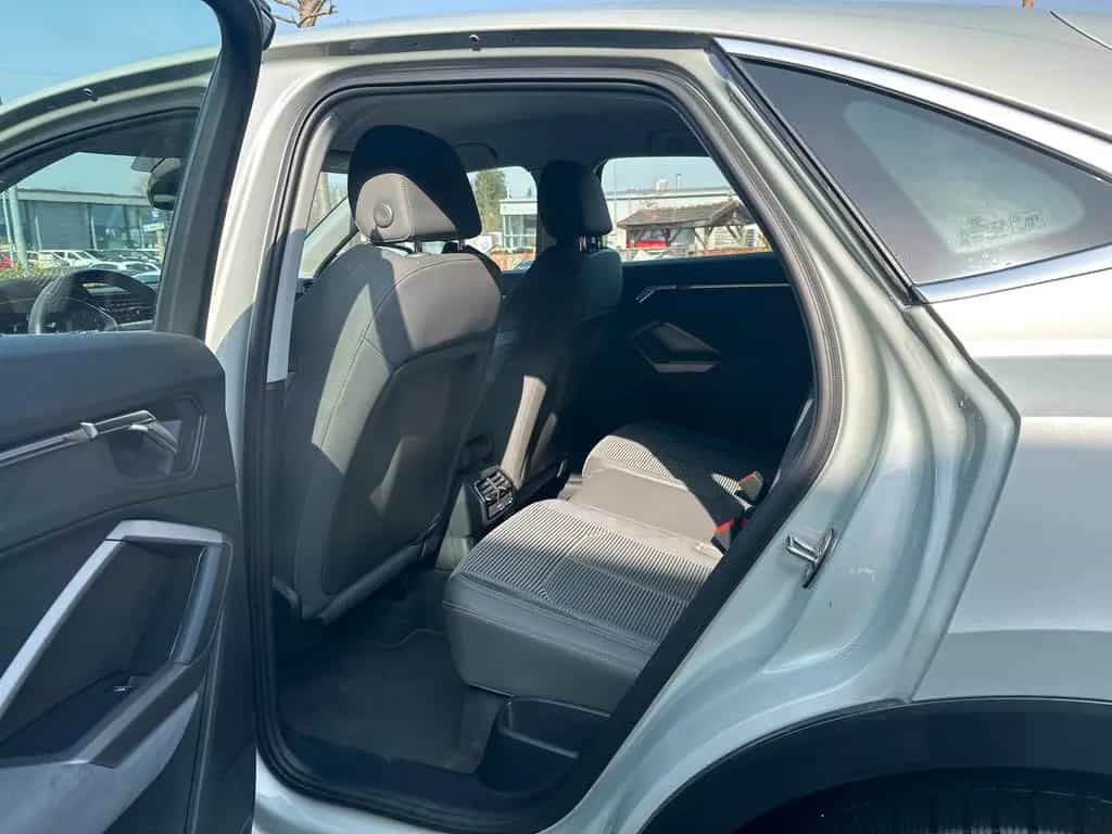 Audi Q3 Sportback 2,0l TSI DSG * SHZ RFK LED NAVI* 05/2020-photo-8
