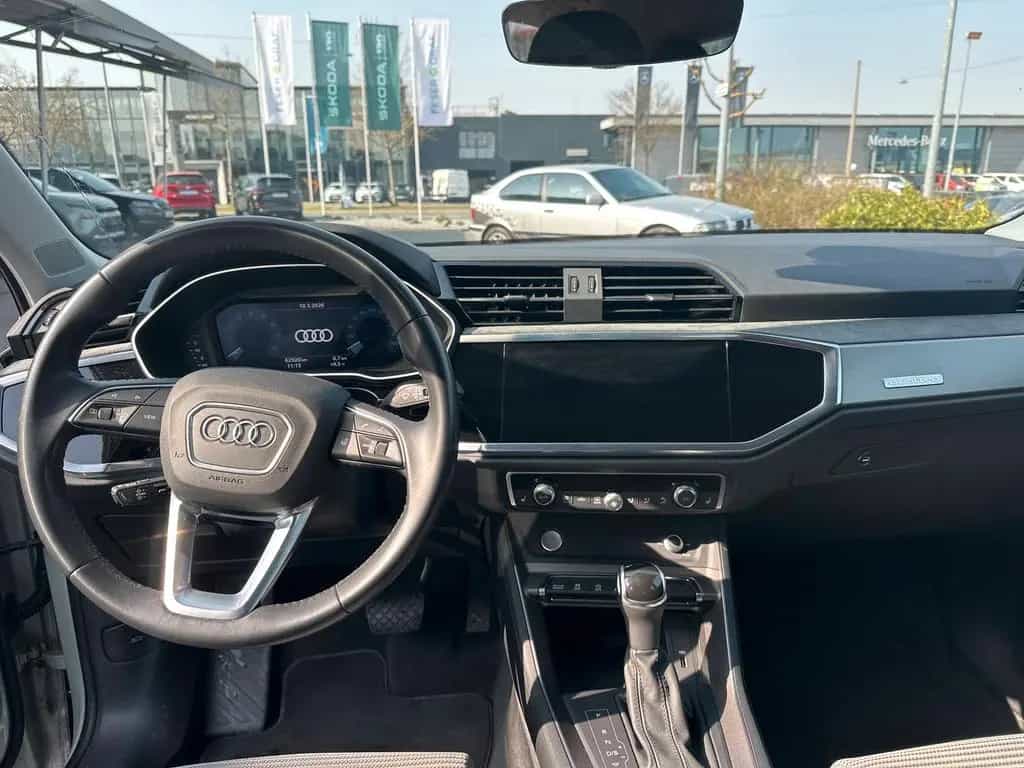 Audi Q3 Sportback 2,0l TSI DSG * SHZ RFK LED NAVI* 05/2020-photo-9
