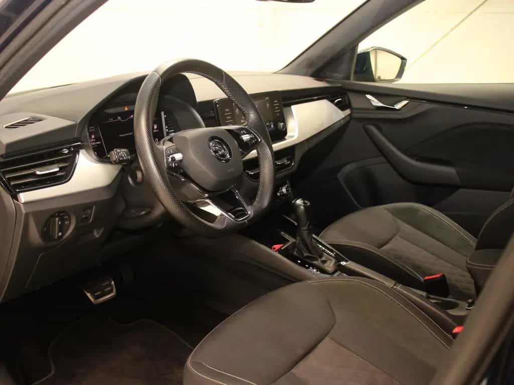 Skoda Kamiq 1.5 TSI DSG Ambition Virtual LED SHZ RFK 04/2021-photo-13