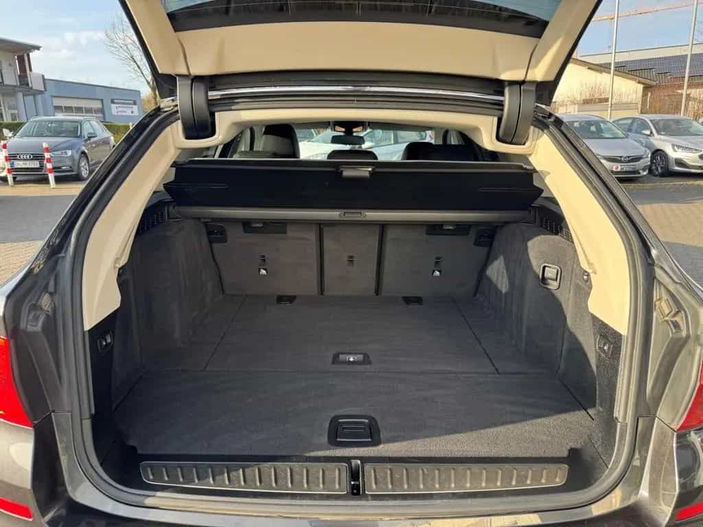 BMW 520 i Sport Line Touring Park-Assistent Luftfede 01/2020-photo-10