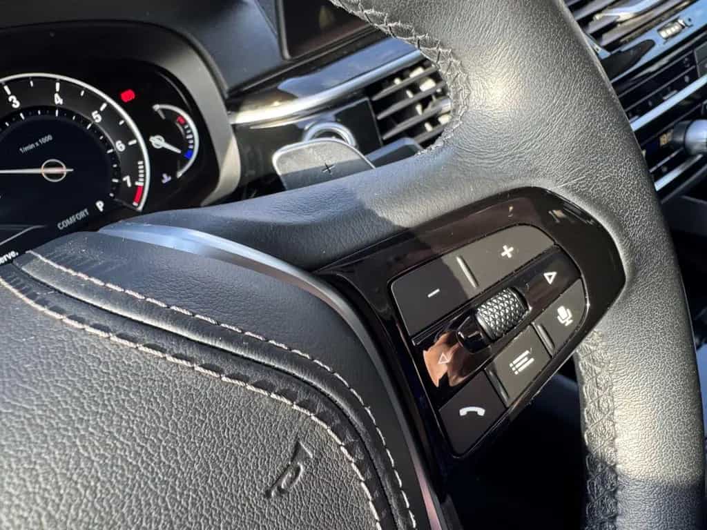 BMW 520 i Sport Line Touring Park-Assistent Luftfede 01/2020-photo-24
