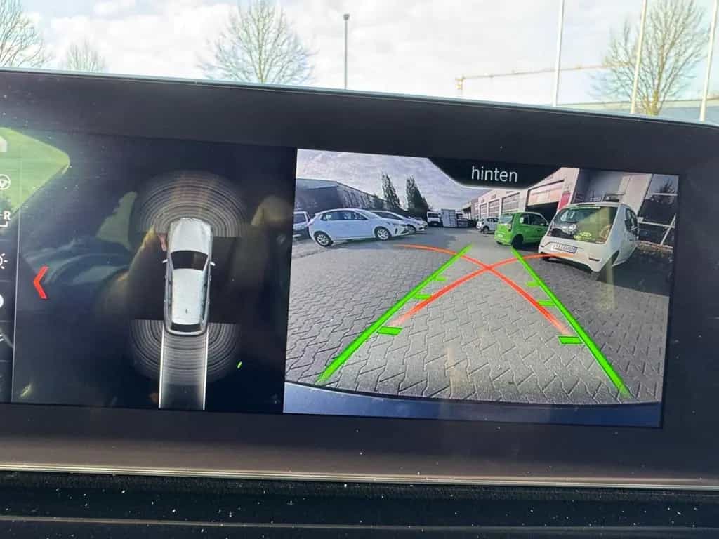 BMW 520 i Sport Line Touring Park-Assistent Luftfede 01/2020-photo-26