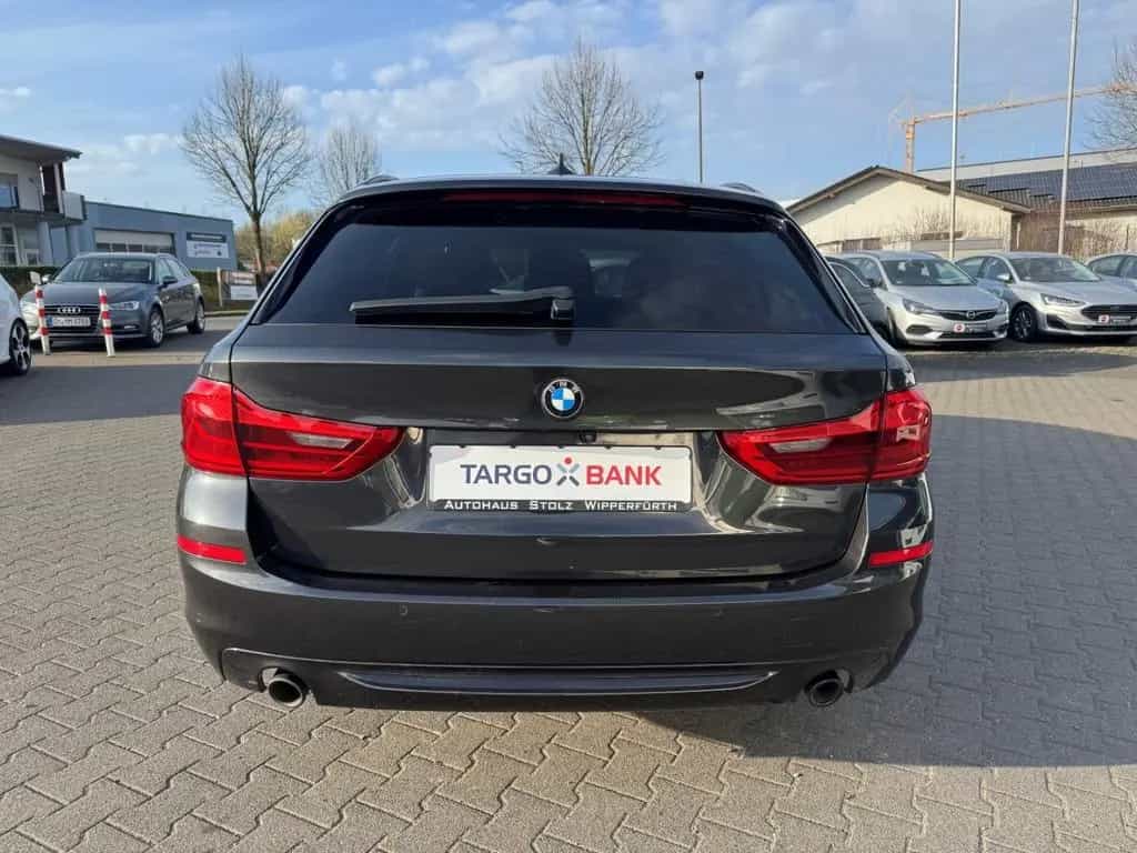BMW 520 i Sport Line Touring Park-Assistent Luftfede 01/2020-photo-4