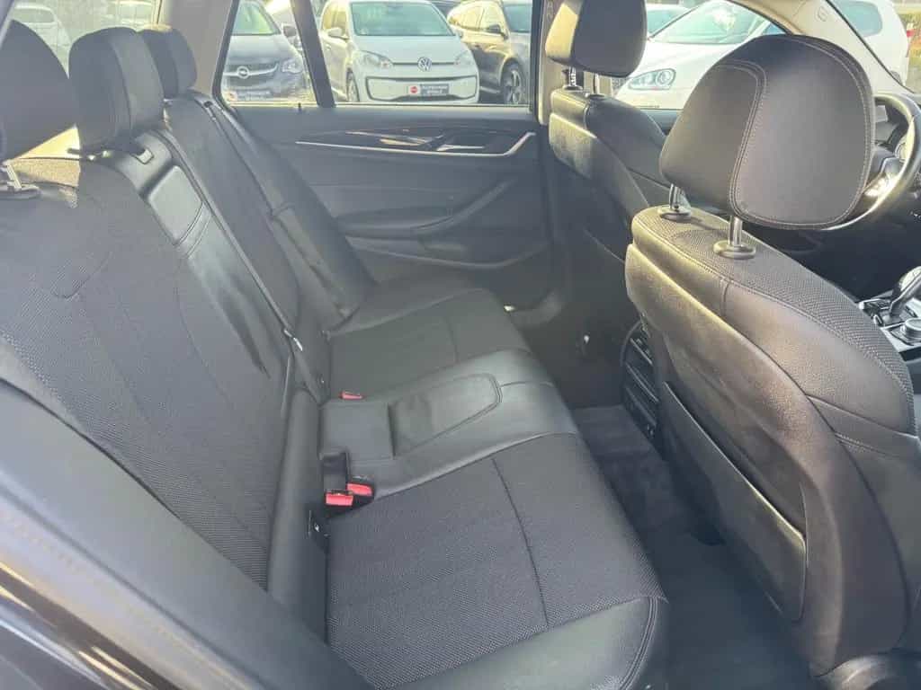 BMW 520 i Sport Line Touring Park-Assistent Luftfede 01/2020-photo-9