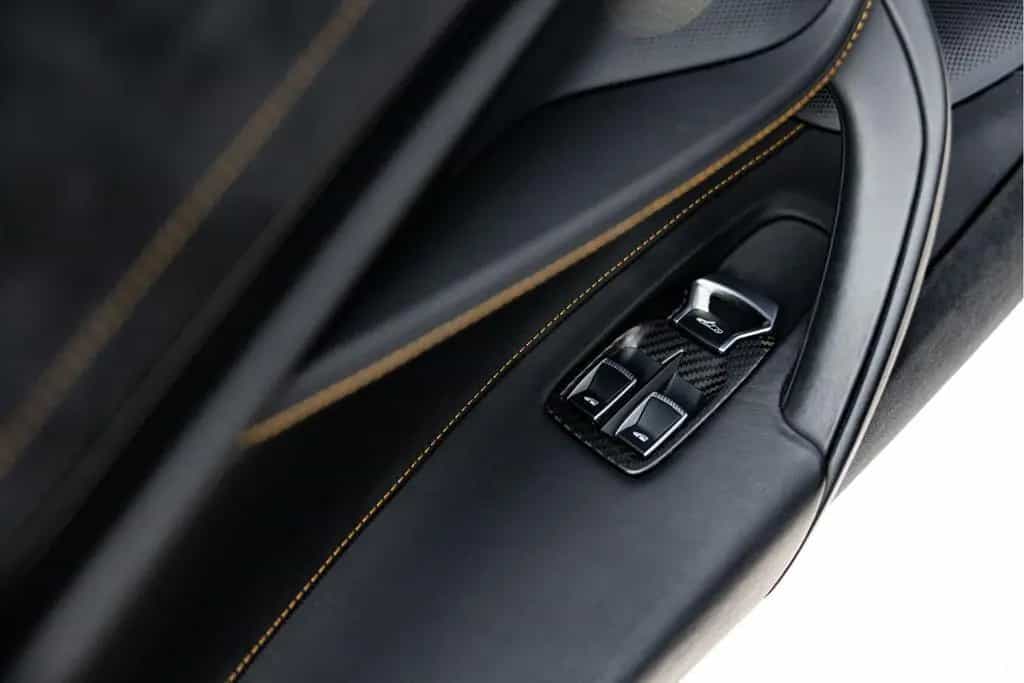 McLaren 720S Spider 4.0 V8 | Full Novitec Exterior | 1 o 11/2020-photo-24