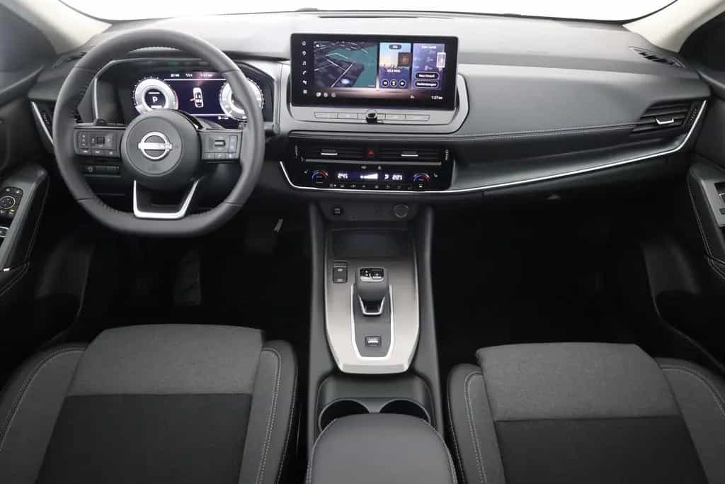 Nissan Qashqai N-Connecta 1.3 Dig-T MHEV Aut. LED ACC 10/2025-photo-8