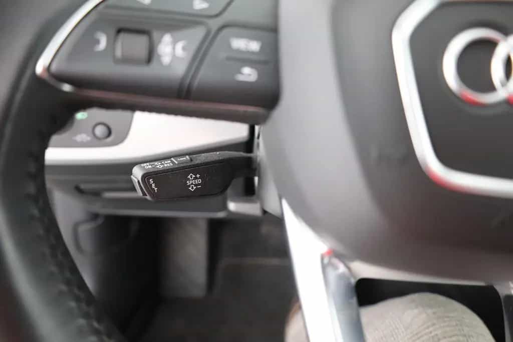 Audi A4 Avant 40 TFSI advanced Keyless-Go Leder Navi 01/2019-photo-18