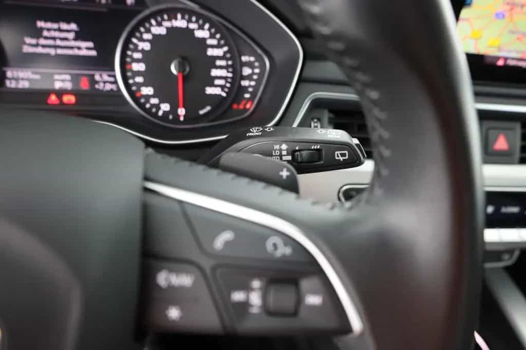 Audi A4 Avant 40 TFSI advanced Keyless-Go Leder Navi 01/2019-photo-20