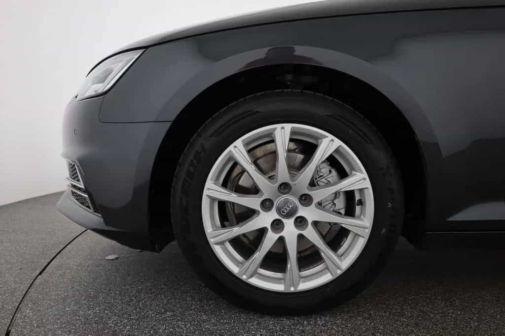 Audi A4 Avant 40 TFSI advanced Keyless-Go Leder Navi 01/2019-photo-33