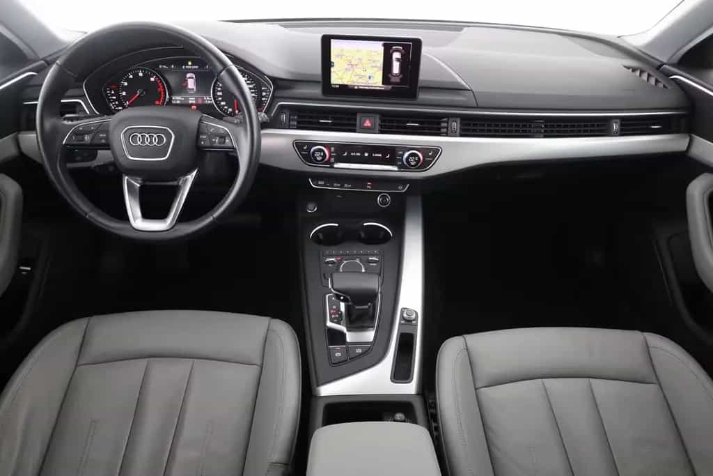 Audi A4 Avant 40 TFSI advanced Keyless-Go Leder Navi 01/2019-photo-8